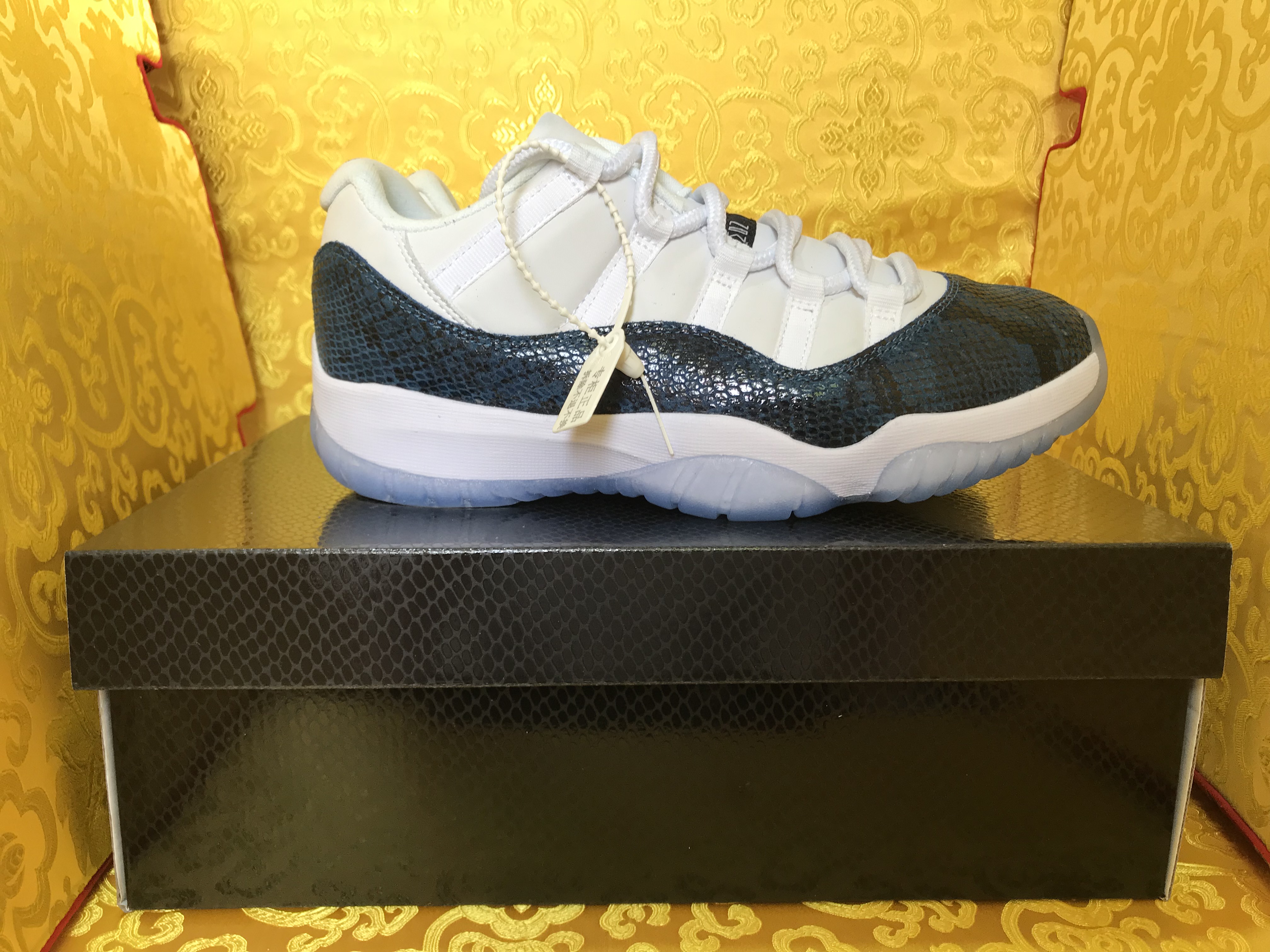 2019 Air Jordan 11 Low SnakeSkin White Black Shoes - Click Image to Close